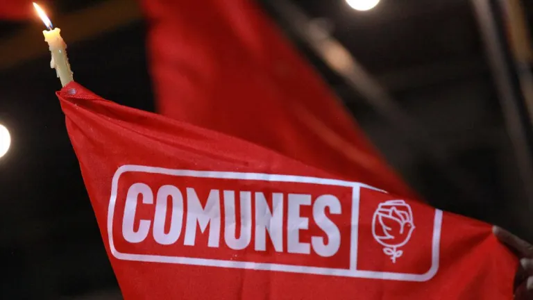 Rodrigo Londoño pidió a los grupos paramilitares negociar la paz total