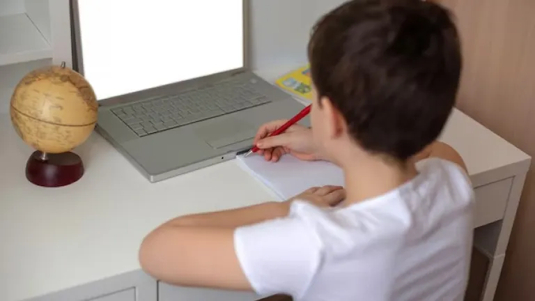 Uso de la tecnología por niños y niñas: consejos 