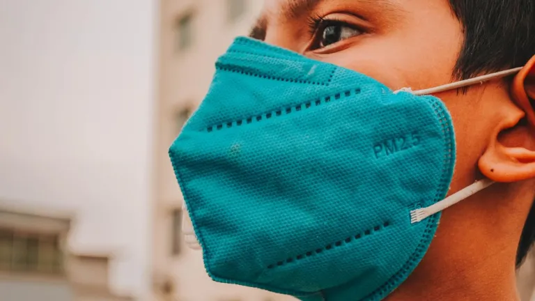 Uso de tapabocas en niños: cuestionamientos a MinSalud