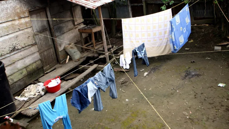 Denuncian desplazamiento masivo en dos municipios del Chocó