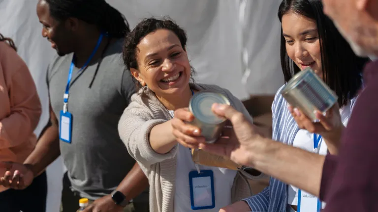 La importancia del voluntariado y cómo participar en Colombia
