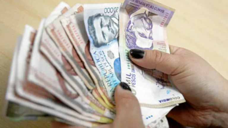 Prima de mitad de año 2023: fechas límite, condiciones y cómo es el pago