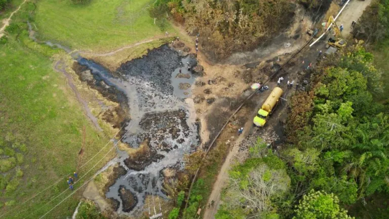 Fuerte explosión en oleoducto Trasandino, en Nariño