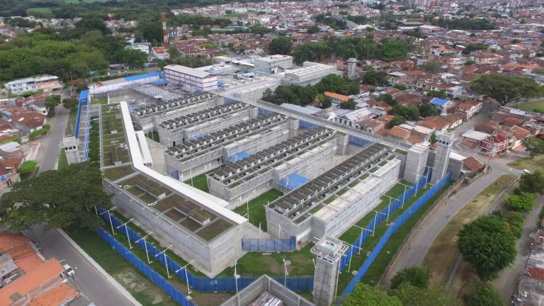 Cárceles Colombia: persisten fallas en servicios de alimentación