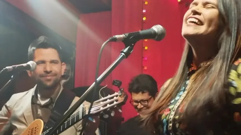 Descarga gratis Cumbia de la montaña’ de la Folkloreta