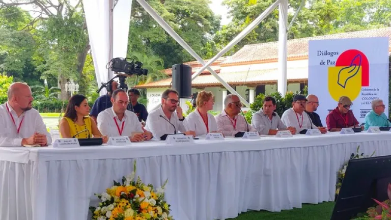 Eln y Gobierno abordan supuesto plan contra fiscal: últimas noticias