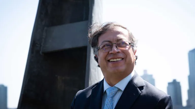 Presidente Gustavo Petro planteará cese multilateral al fuego
