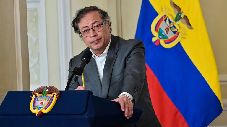 Junta Médica Nacional critica la divulgación de información imprecisa sobre la salud mental del presidente Petro
