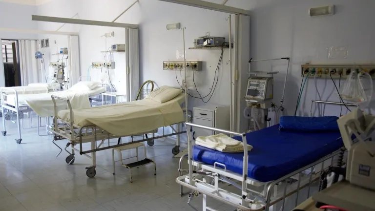 Hospital simbólico. 