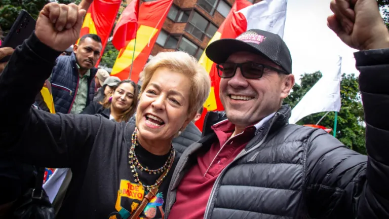 Ministro de Trabajo invita a que colombianos participen en consulta popular