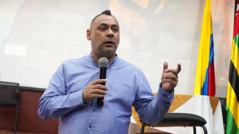 Gobierno permite que organizaciones comunales operen el Programa de Alimentación Escolar (PAE)
