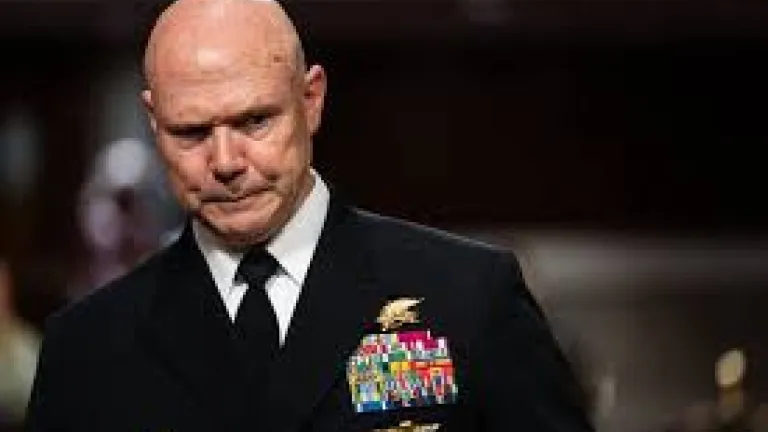 Crisis en EE. UU.: almirante Bradley testifica por bombardeos que dejaron más de 80 muertos