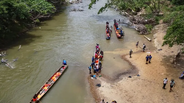 Selva del Darién: migrantes frontera entre Colombia y Panamá