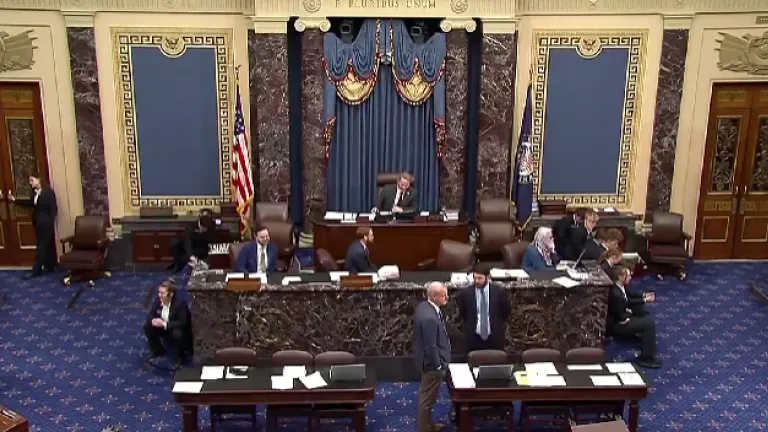 Senado de Estados Unidos, resolución sobre Venezuela, operaciones militares no autorizadas