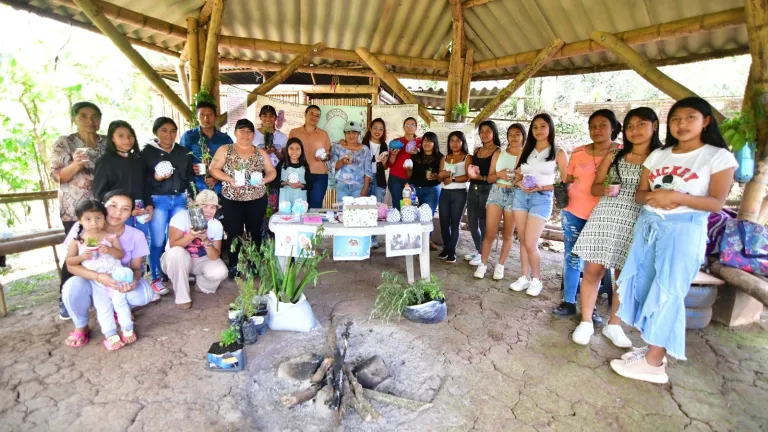 Toallas higiénicas reutilizables: la propuesta sostenible de mujeres indígenas en Caldas