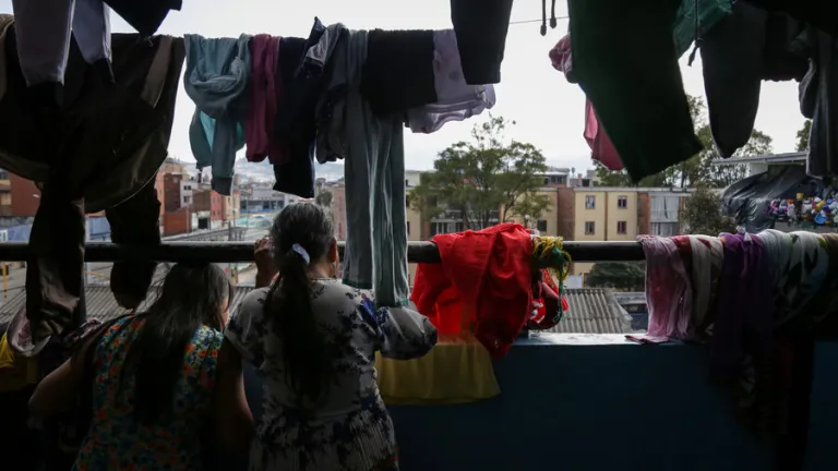  La Personería de Bogotá pide soluciones inmediatas para los indígenas de la UPI La Rioja