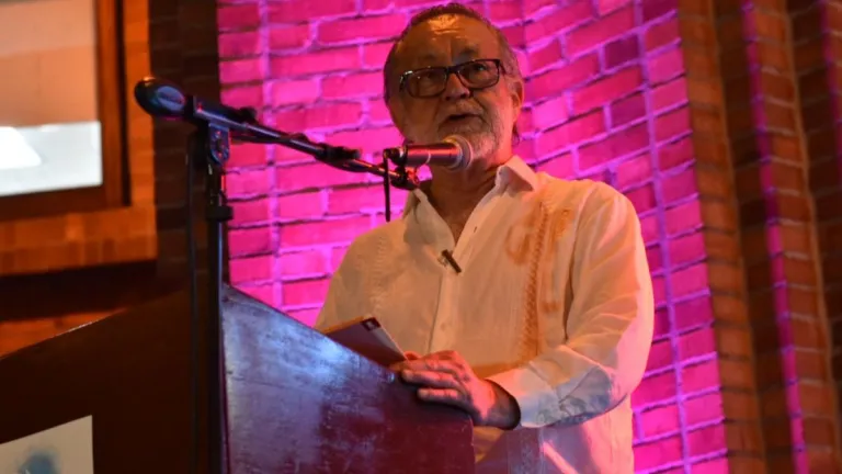 Jotamario Arbeláez: Estado de salud del poeta colombiano 