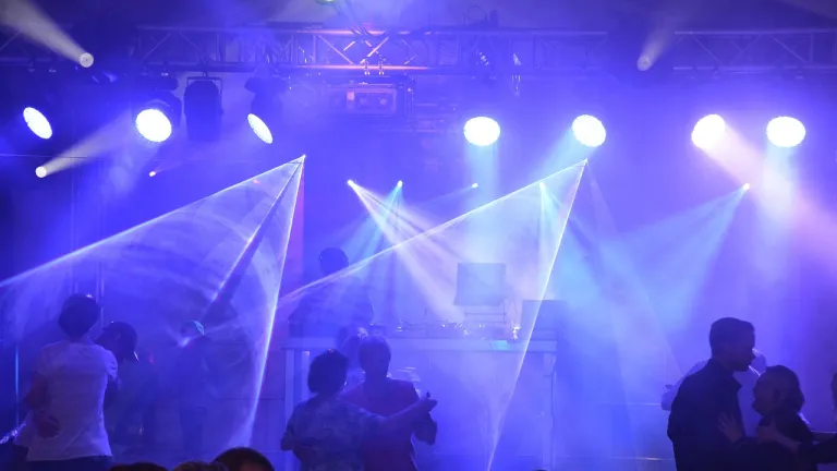 Bucaramanga: horario de discotecas y bares se extiende en fin de año
