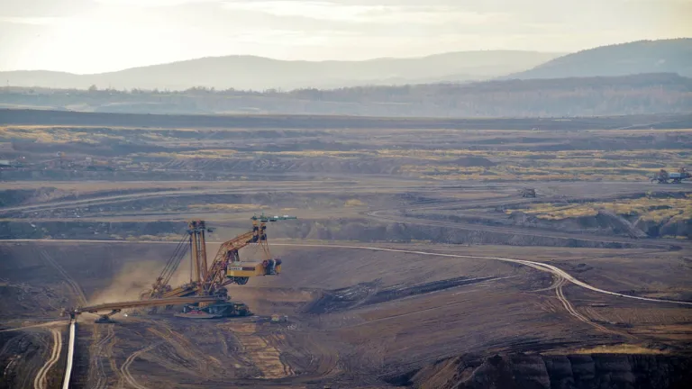 Mineros del Bajo Cauca antioqueño anunciaron paro por operativos contra la minería ilegal 