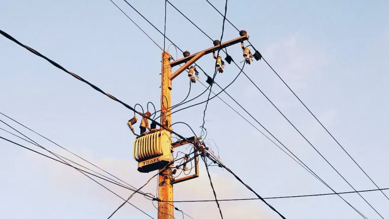 Corte de luz en Bogotá 16 noviembre 2023: localidades, barrios y horario