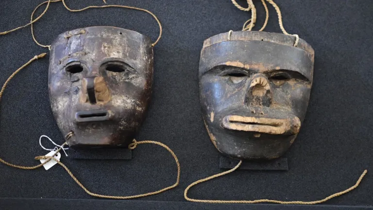 Máscaras sagradas kogui regresan a Colombia 2023
