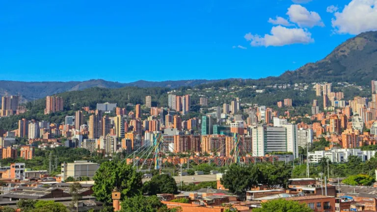 Pico y Placa Medellín: del 25 al 29 de agosto de 2025