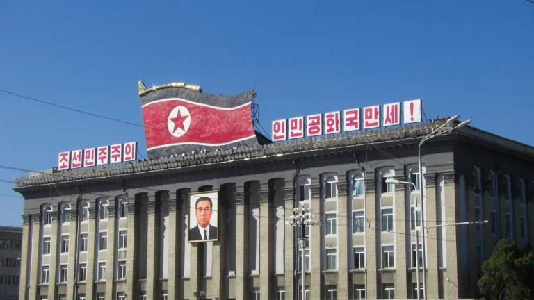 Corea del Norte niega estar suministrando armas a Rusia