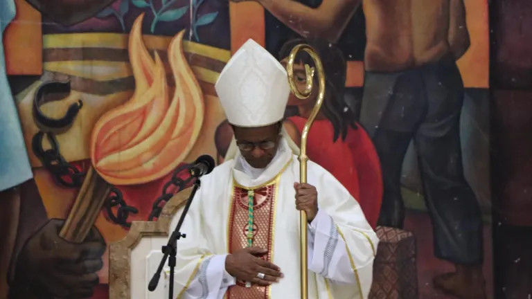Wiston Mosquera, primer obispo afro de Colombia