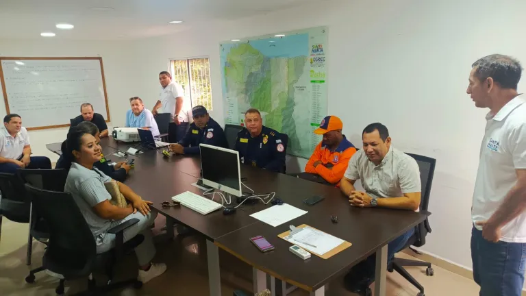restringen ingreso a playa Bahía Concha en Santa Marta