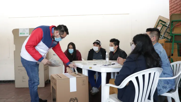Fraude electoral en Sumapaz: Defensoría del Pueblo emite alerta