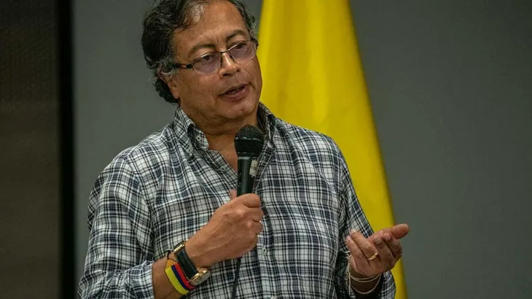 Presidente Petro cuestionó decisión de subir las tasas de interés