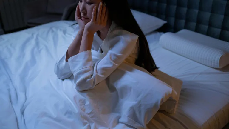 Insomnio: Qué es, causas, síntomas y tratamientos 
