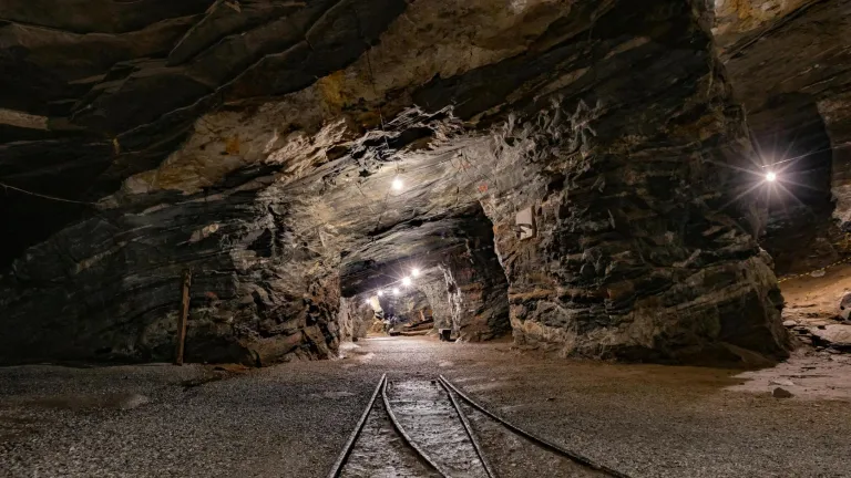 25 mineros atrapados en mina de Segovia, Antioquia