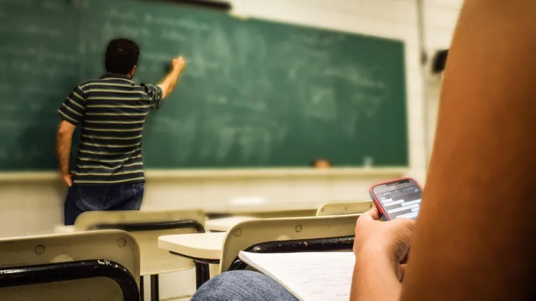 Causas paro distrital de educadores en Bogotá: días sin clases