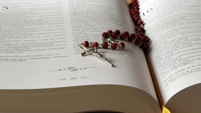 La iglesia católica deberá disculparse por abusos de un sacerdote