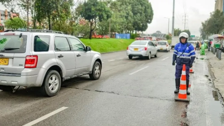 Pico y Placa regional HOY 8 de enero 2024: horario y corredores viales