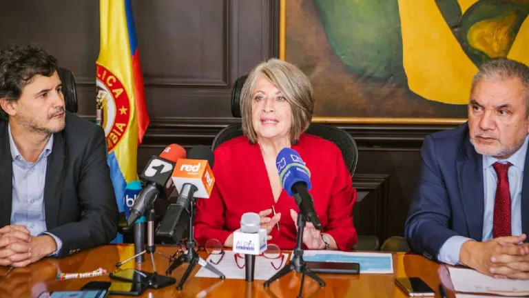 Reforma agraria 2022: Titulación masiva en 19 departamentos