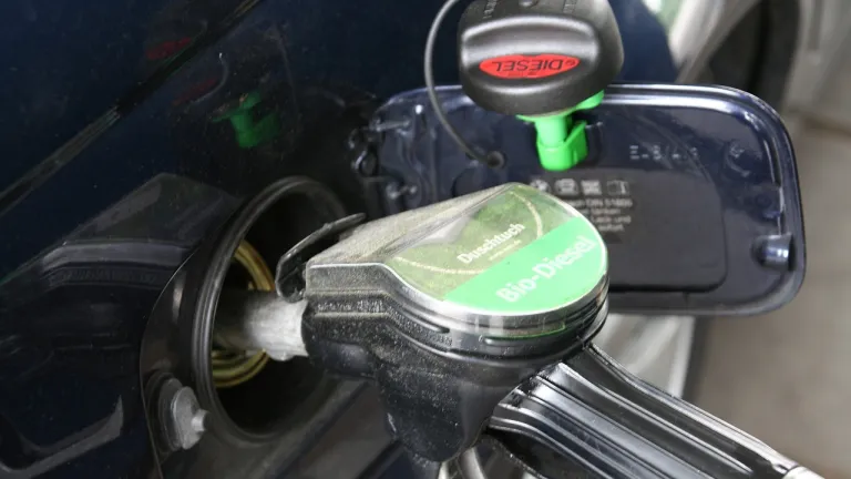 Precio Gasolina y Diesel Hoy 