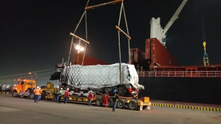 Petro anuncia avance del Regiotram de Occidente