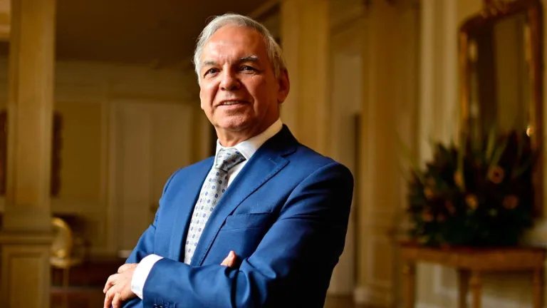 Ministro de Hacienda, Ricardo Bonilla hace un llamado a la banca internacional para modificar parámetros de valoración 