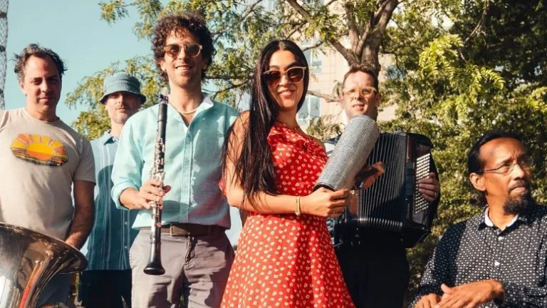 Miércoles de Descarga: “Caracol” de Cumbia River Band