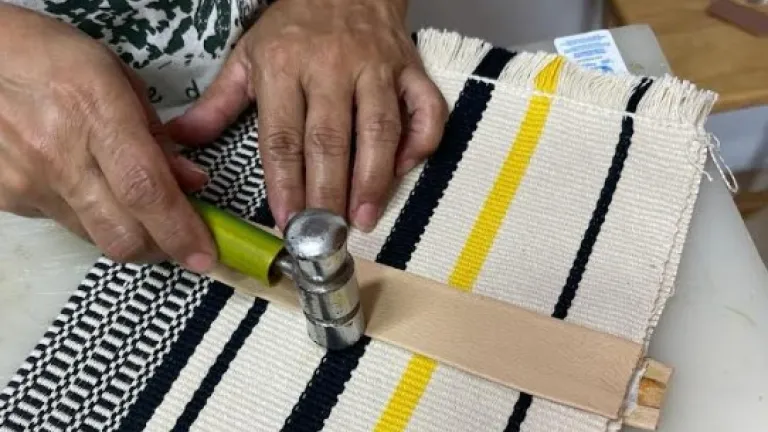 Artesanas de San Jacinto Bolívar promueven el uso de prensas artesanales saludables y amigables con el medio ambiente