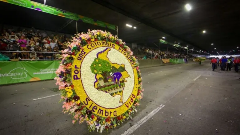 Descubre la tradición silletera colombiana en Barcelona: una festividad llena de color y cultura