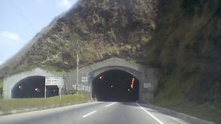 Cierre total de la Autopista Medellín-Bogotá