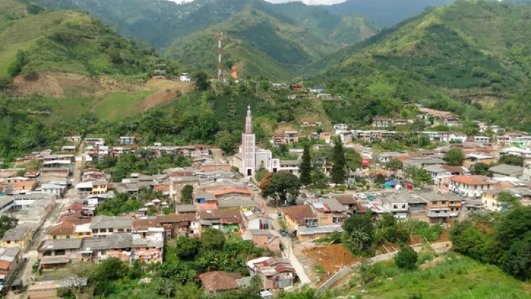 Autoridades investigan el homicidio de tres personas en la Celia, Risaralda
