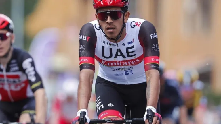 Sebastián Molano gana etapa en Tour de los Emiratos Árabes  