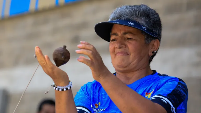 El trompo un juego tradicional en Colombia