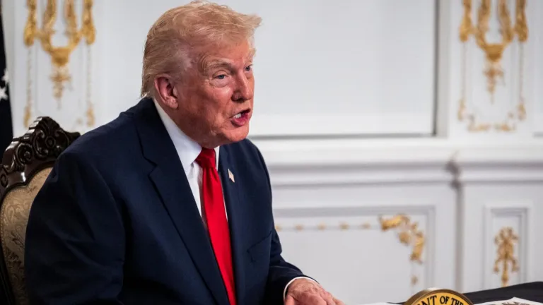 Donald Trump anuncia posible intervención militar terrestre en Colombia