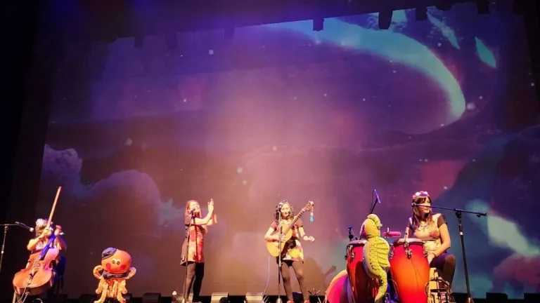 ‘Tu rockcito filarmónico’,