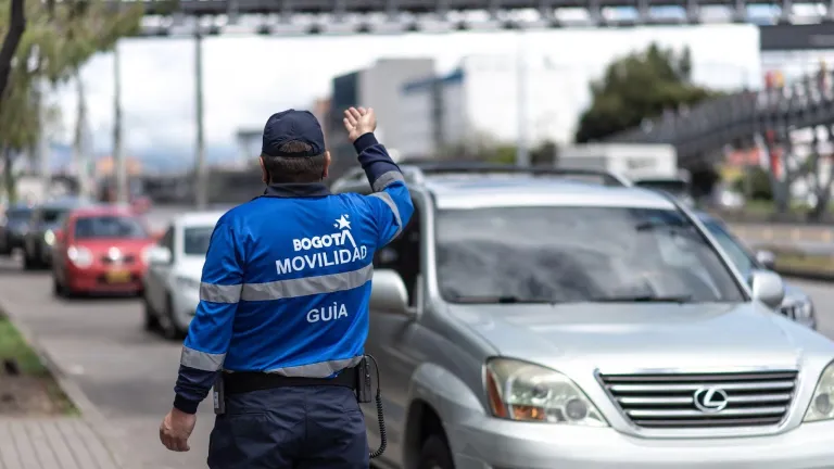 Pico y placa Bogotá HOY para vehículos particulares y taxis: 10 de abril 2025